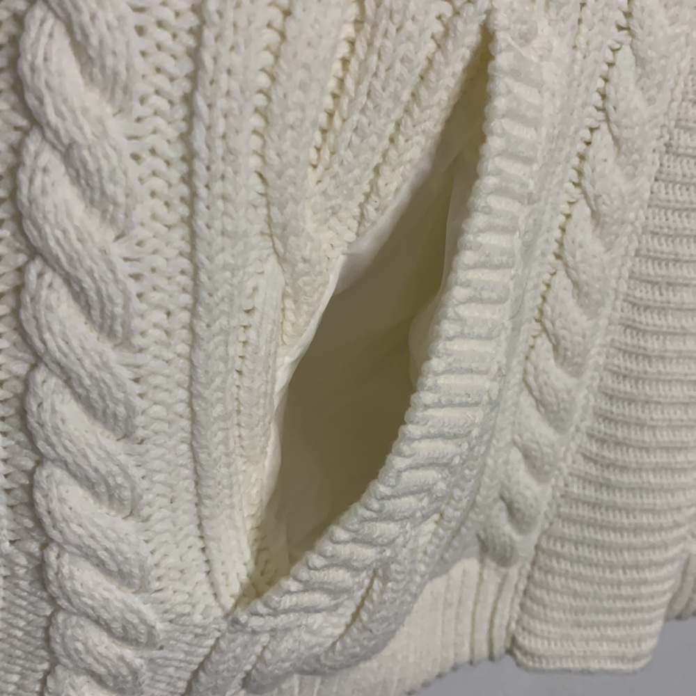 Women’s Maurice’s cable knit cream vest, small - Picture 2 of 7